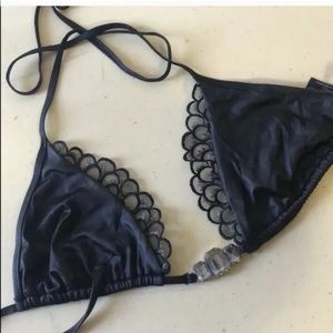 Beach Bunny Black Scallop HardDays XLarge Top Rare